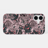 桃色の牡丹の花と蛾 iPhone 16ケース (裏面横)