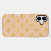 桃色の背景に六角形の花柄 iPhoneケース (裏面横)
