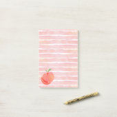 桃 ポストイット (デスク上)