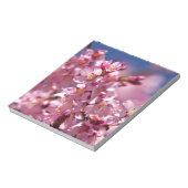 桜さくらんぼの花が日差しにキス ノートパッド (回転)