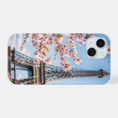 桜とエッフェルタワータオル iPhone 15ケース (裏面横)