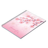 桜の枝のカスタム名前入りピンクの桜 ノートブック (左側)