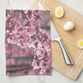 桜の花が舞い散る ピンク キッチンタオル (四つ折り)