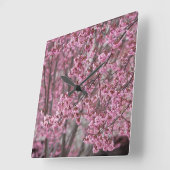 桜の花が舞い散る ピンク スクエア壁時計 (傾斜)