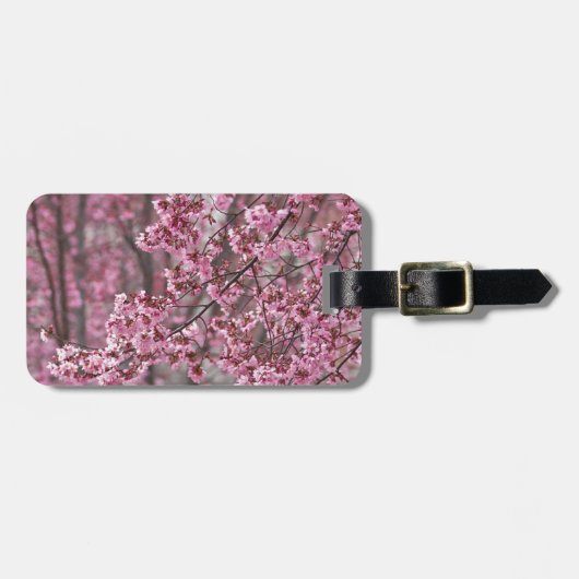 桜の花が舞い散る ピンク ラゲッジタグ (正面横)