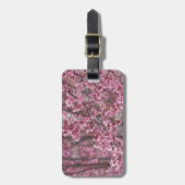 桜の花が舞い散る ピンク ラゲッジタグ (正面縦)