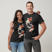 桜の花と日本の鯉の魚の芸術 Tシャツ (ユニセックス)