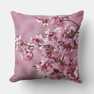 桜の花 淡いピンクの層 クッション