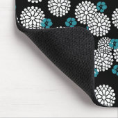 桜の黒く青い花の花柄パターン マウスパッド (コーナー)