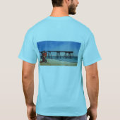 桟橋のそばのロボット Tシャツ (裏面)