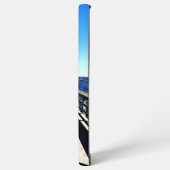 桟橋のサムスンの電話ケースを見下ろす SAMSUNG GALAXYケース (左側面)