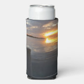 桟橋の夕日 スリム缶クーラー (Seltzer正面)
