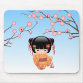 梅こけし人形 – 日本の芸者ガールブルー マウスパッド (正面)