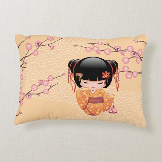 梅こけし人形 – 桃日本の芸者少女 アクセントクッション (裏面)