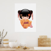 梅こけし人形 – 桃日本の芸者少女 ポスター (キッチン)