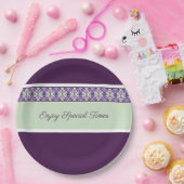 梅パターン（の模様が）ある紫アクセント ペーパープレート (パーティー)