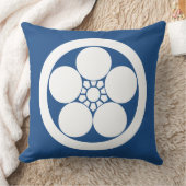 梅鉢 – スタイルの梅が円状に咲く クッション (ブランケット)