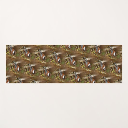 梨に栗の実が付いたかわいい《鳥》アメリカゴガラ ヨガマット (正面(横))