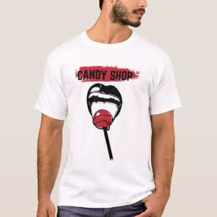 棒つきキャンデーが付いている口の手描きのイラストレーション。 Te Tシャツ