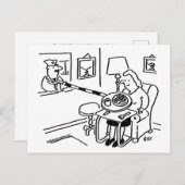 棒つきキャンデーの男が台所のハッチから食べ物を出す ポストカード (正面/裏面)