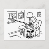 棒つきキャンデーの男が台所のハッチから食べ物を出す ポストカード (正面)