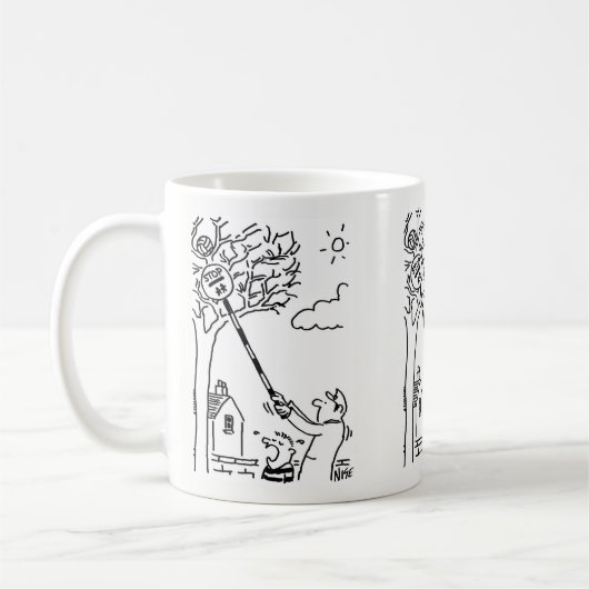 棒つきキャンデーの男が木からボールを取り除く コーヒーマグカップ (左)