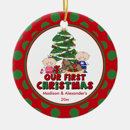 棒の姿はベビーの初めてのクリスマスのオーナメントを結び付けます セラミックオーナメント (正面)