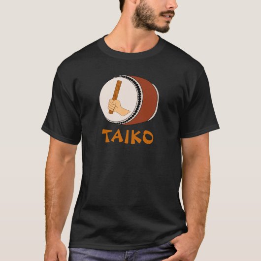 棒のTaikoのドラム日本のなドラムをたたくことを保持する手 Tシャツ (正面)