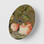 棚のバラが付いている静物画 ラウンド壁時計 (傾斜)