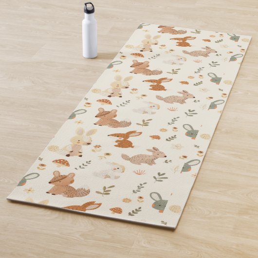 森お洒落林の動物の緑のパターン ヨガマット (インサイチュ)