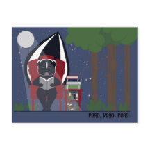 森で本を読むスカンクのポストカード