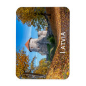 森に囲まれた中世の城 マグネット (縦)