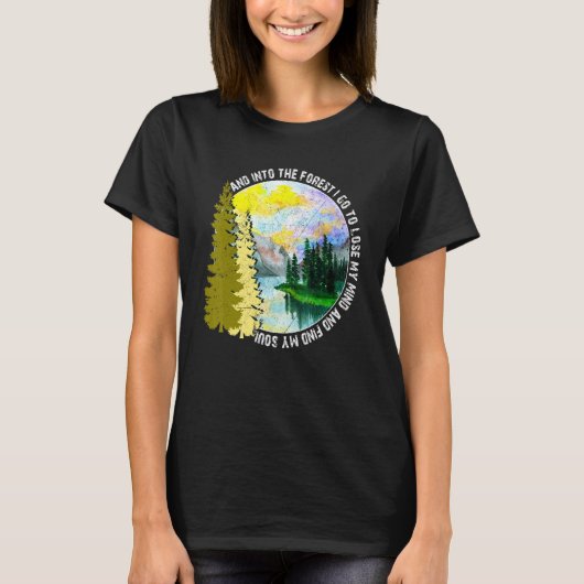森に私ハイキング自然キャンプに行く Tシャツ (正面)
