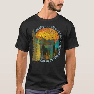 森に行くハイキングシャツ自然恋人カム Tシャツ