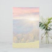 森のある山の秋の風景 便箋 (スタンド正面)