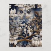 森のはがきに隠れる白フクロウ ポストカード (正面)