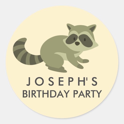 森のアライグマの誕生日ステッカー ラウンドシール (正面)