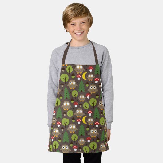 森のエプロンのフクロウ エプロン (着用した状態)