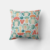 森のカエルとキノコのパターン クッション (裏面)