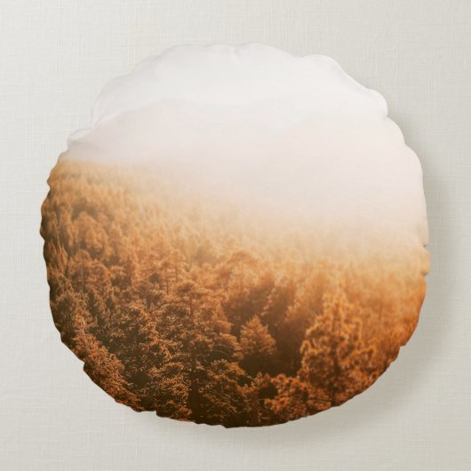 森の上の金色の太陽 ラウンドクッション (正面)