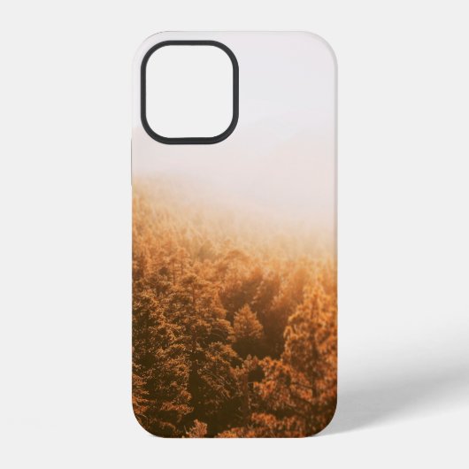 森の上の黄金の太陽 iPhoneケース (裏面)