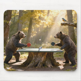 森の中でピンポンをするクマたち マウスパッド