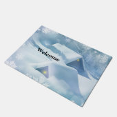 森の中で雪が屋根を乗り越えた ドアマット (アングル)