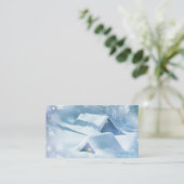 森の中で雪が屋根を乗り越えた 名刺 (スタンド正面)