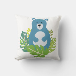 森の中のかわいい熊  クッション