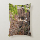 森の中の愛らしい鹿自然写真 アクセントクッション (正面(垂直))