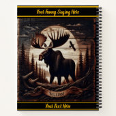 森の中の暗い木にムースの彫刻 ノートブック (裏面)