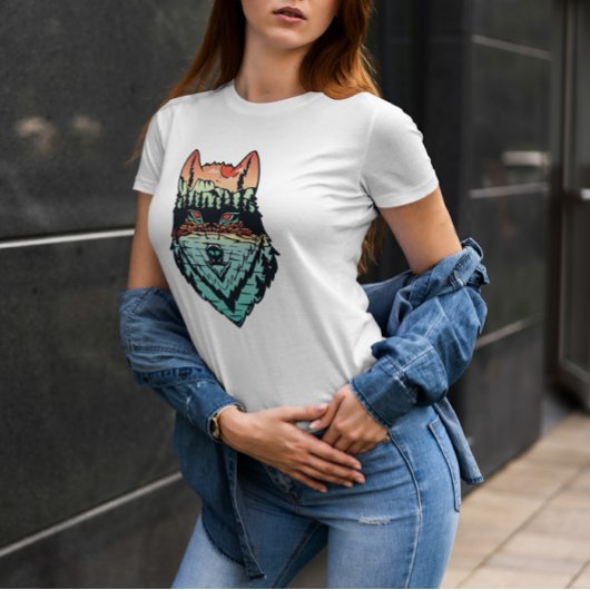 森の中の狼 Tシャツ