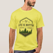 森の中の生活は良い Tシャツ (正面)
