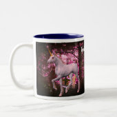 森の中の白いユニコーンパーソナライズされたファンタジー ツートーンマグカップ (左)